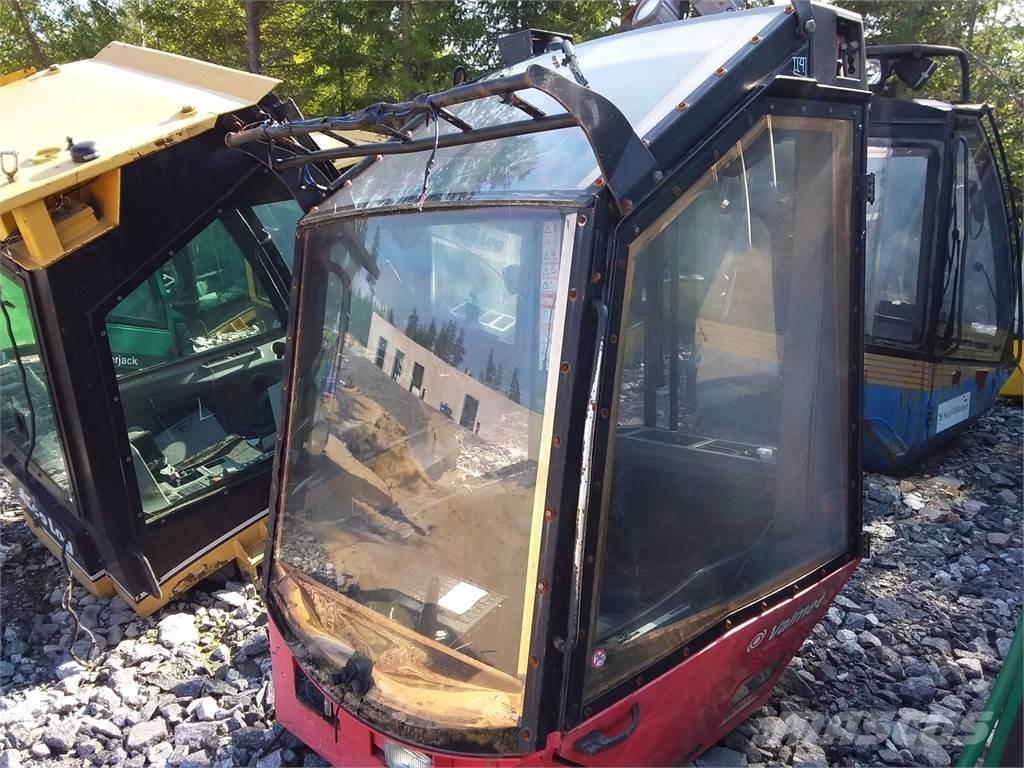 Valmet 901 Cabine