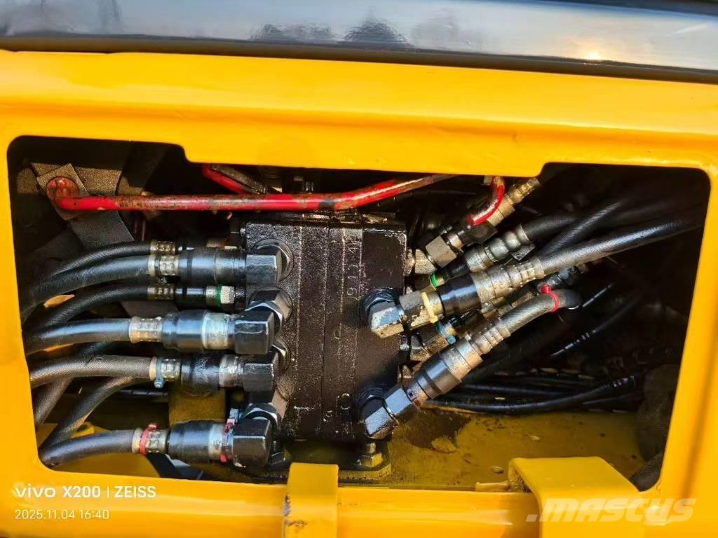 Komatsu PC 40 MR Mini pelle < 7t