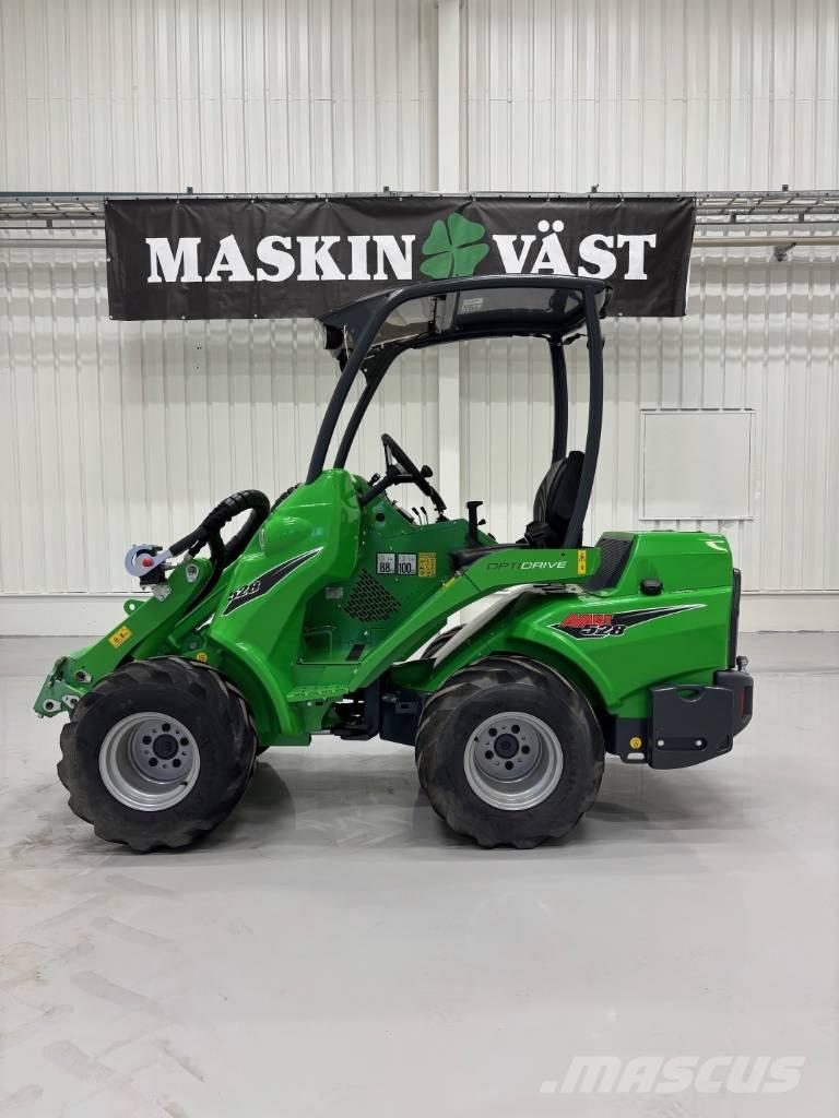 Avant 528 Chargeuse multifonction