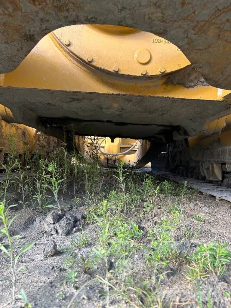 CAT D 5 M LGP Bouteurs sur chenilles
