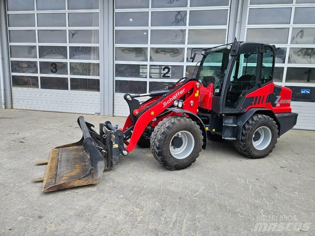 Schäffer 6680Z-II Chargeuse sur pneus