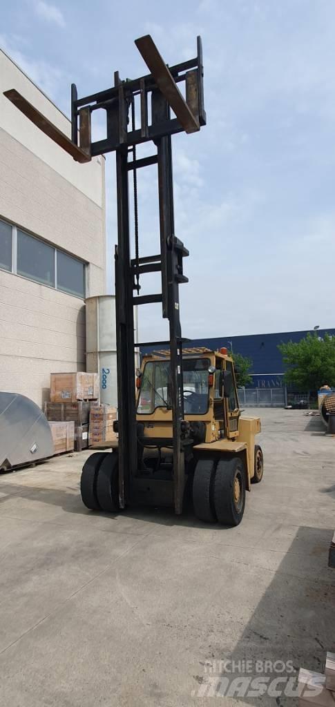 CAT DP 80 Chariots diesel