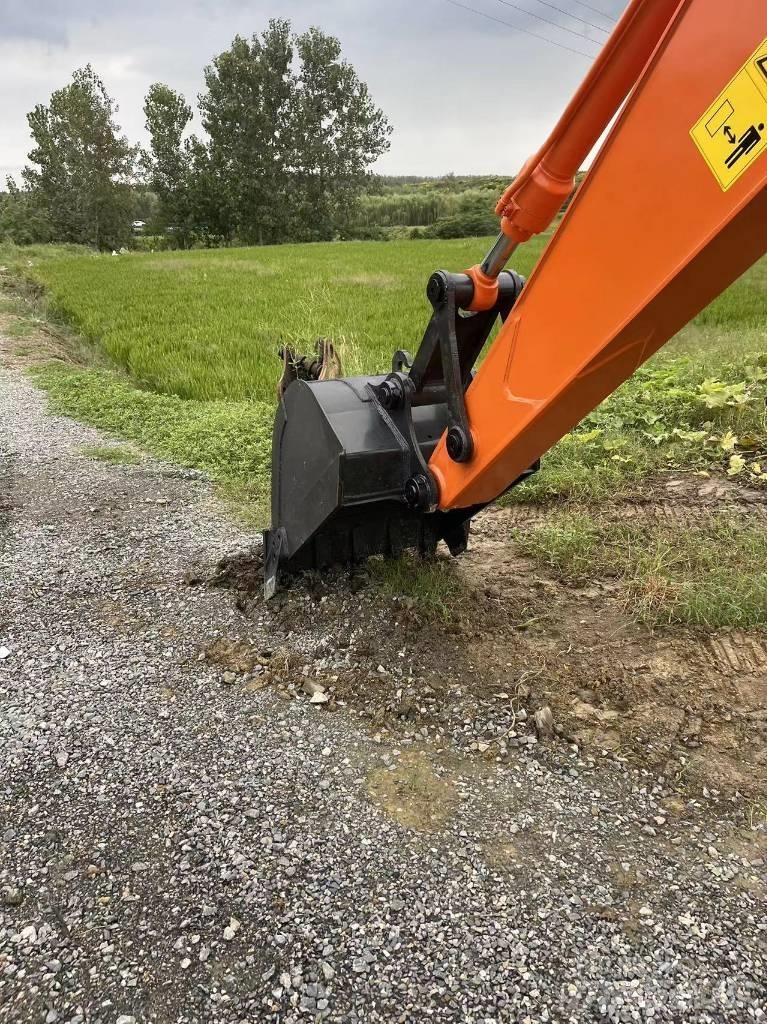 Hitachi ZX 120 Pelle sur chenilles