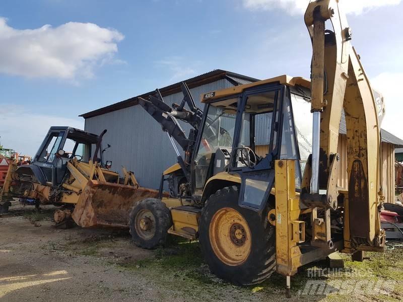 CAT 438C Bras et Godet