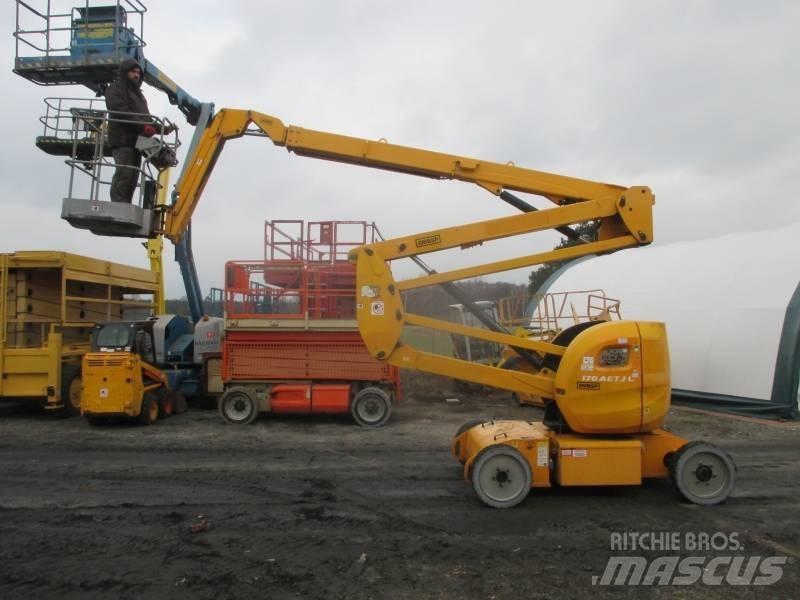 Manitou 170AETJ Nacelles articulées