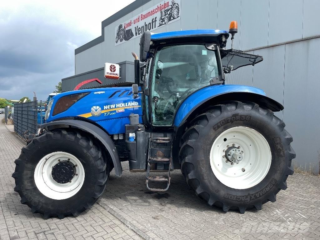 New Holland T 7.230 Tracteur