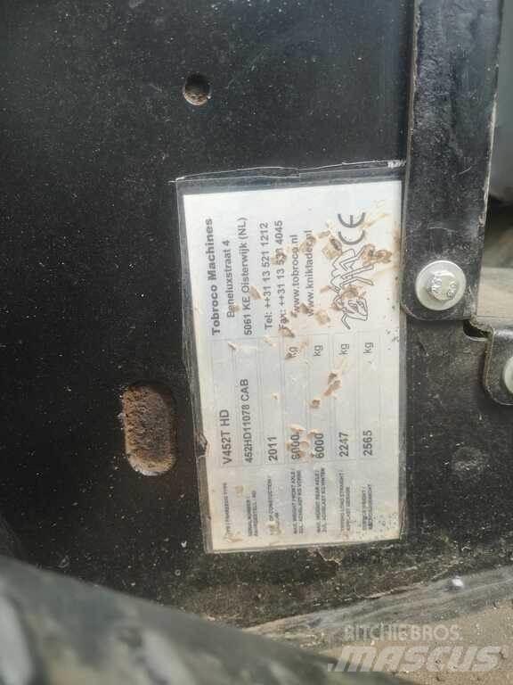 GiANT V 452 T HD Chargeuse sur pneus