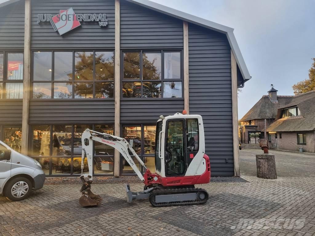 Takeuchi TB 216 Mini pelle < 7t