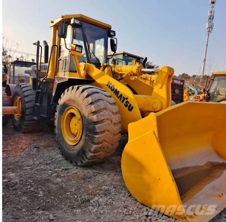 Komatsu WA 470 Chargeuse sur pneus