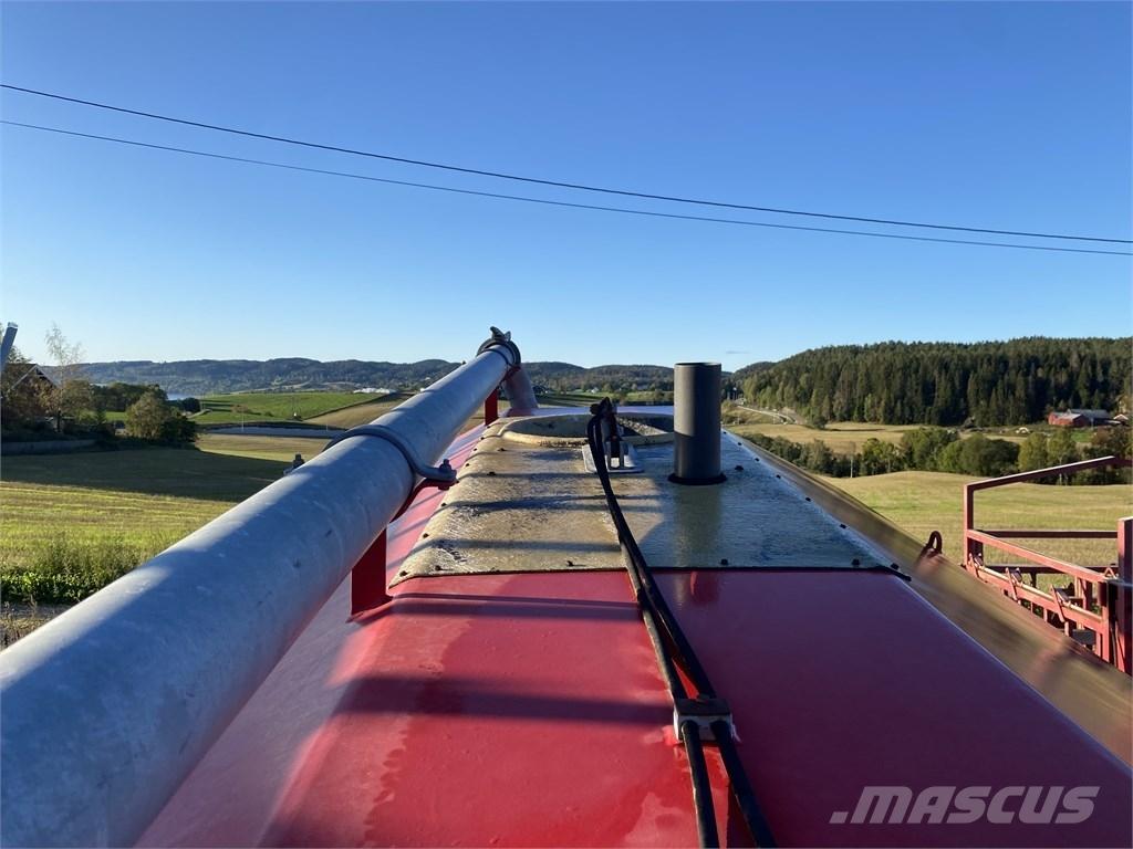 Moi GB 12 tankvogn Epandeur de fumier