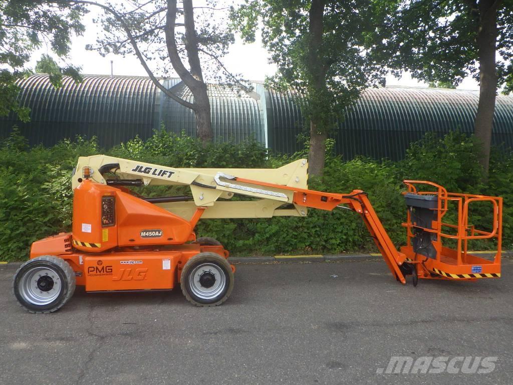 JLG M450AJ Nacelles articulées