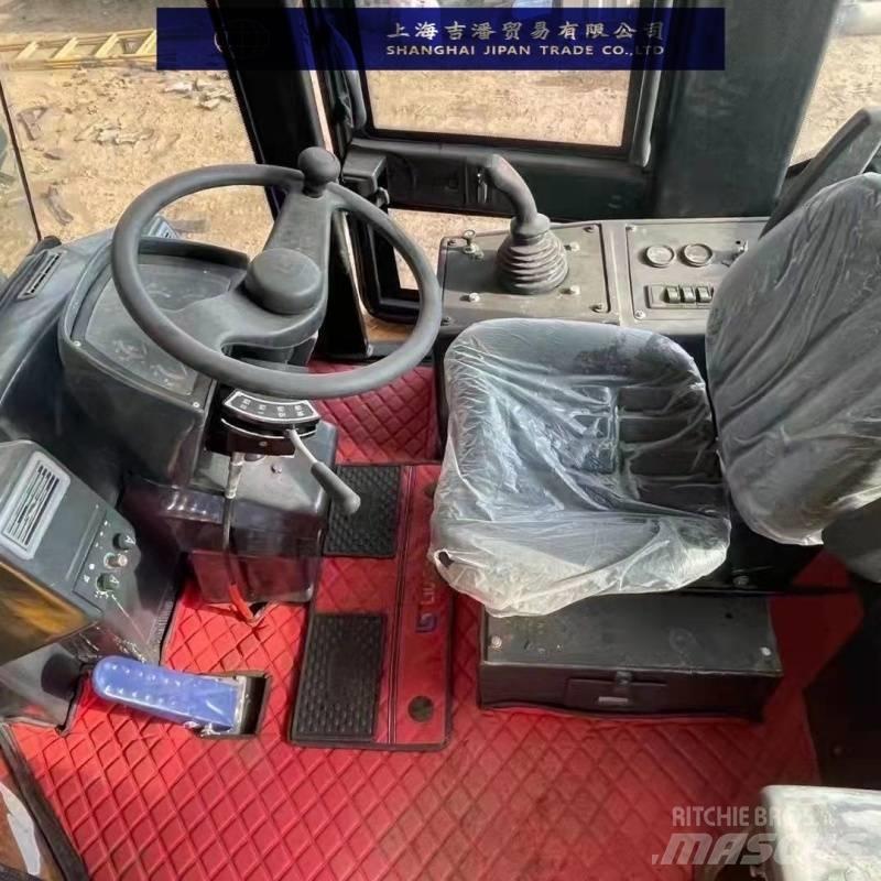 LiuGong CLG 835 Chargeuse sur pneus