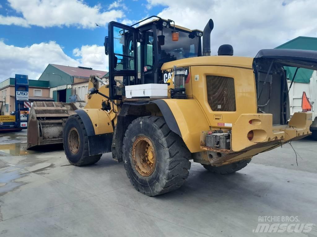 CAT 938 M Chargeuse sur pneus