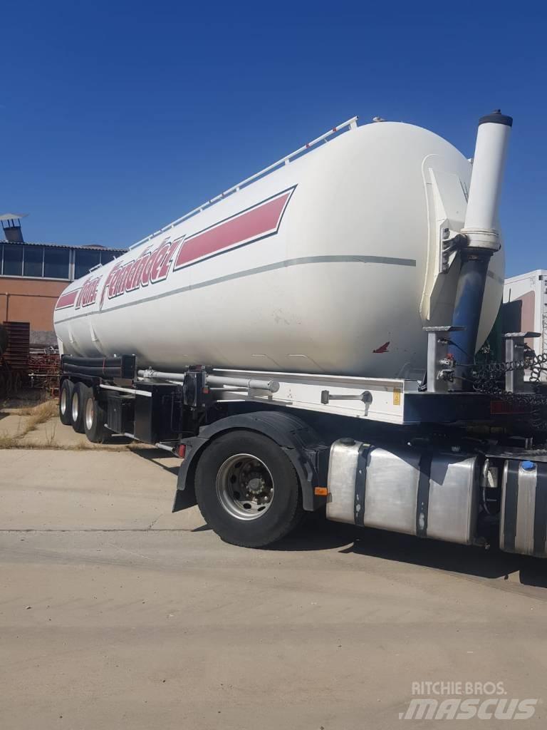 Fruehauf BENALU TC34 Semi remorque citerne