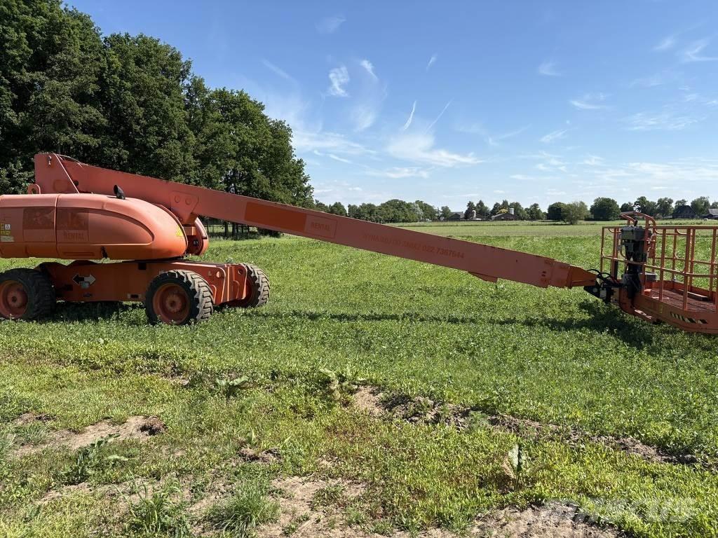 JLG 680s Nacelles télescopiques