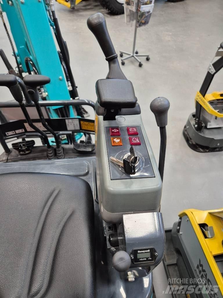 Kobelco SK 10 SR Mini pelle < 7t