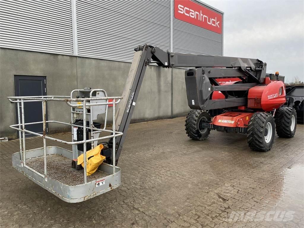 Manitou 200ATJ RC Nacelles articulées