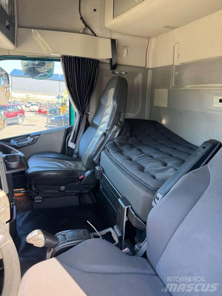 Volvo FH 540 Camion ampliroll