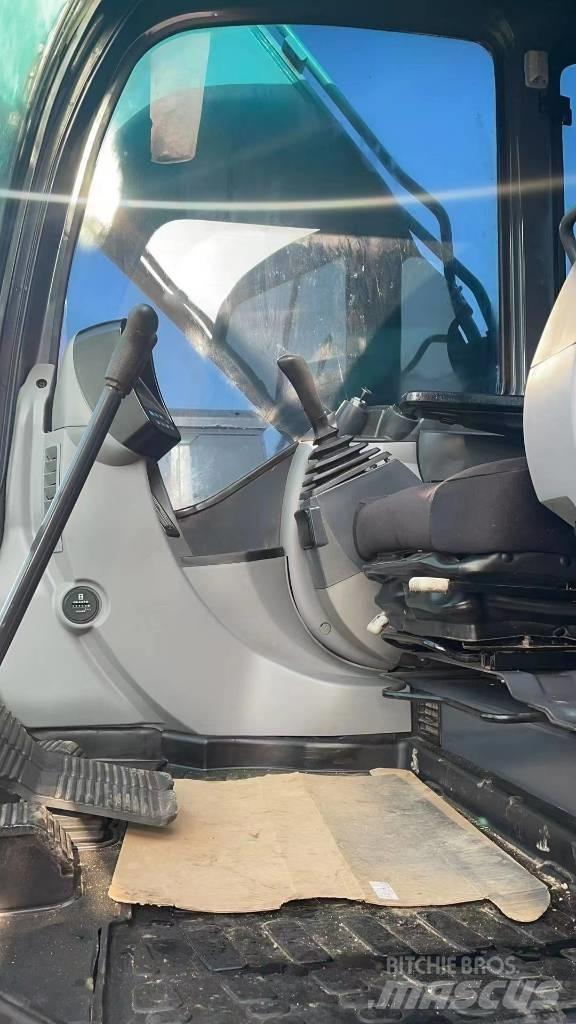 Kobelco SK 200 Pelle sur chenilles