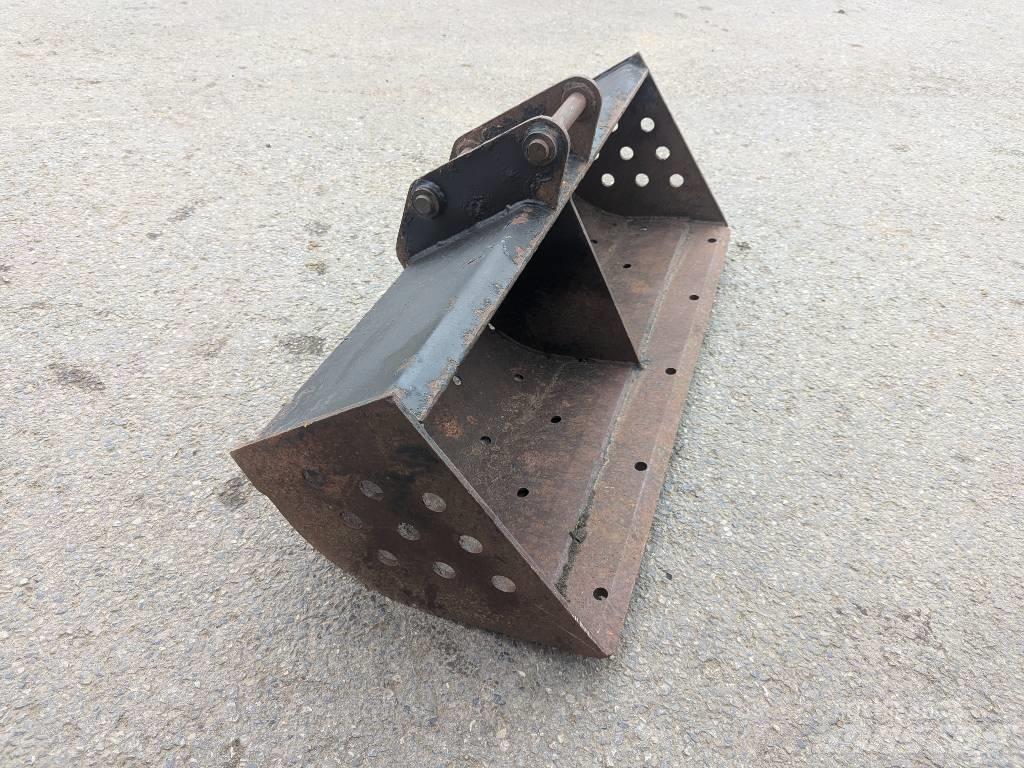 JCB GRADING BUCKET Godets cribleurs
