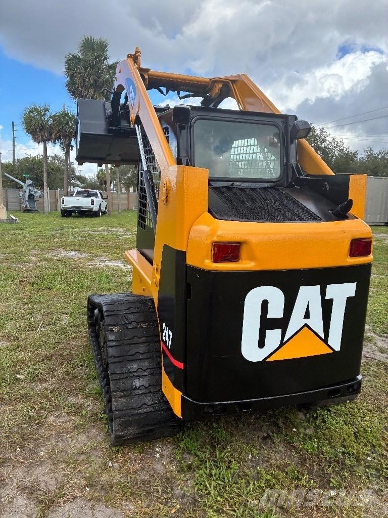 CAT 247 Chargeuse compacte