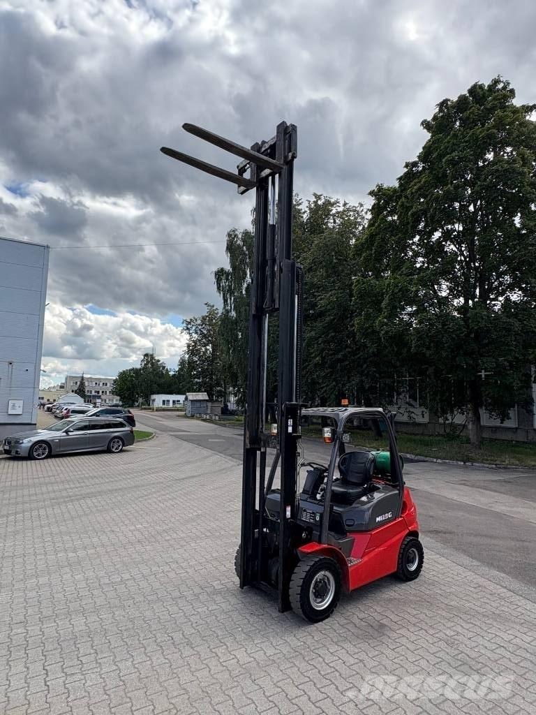 Manitou MI 25 G Chariots GPL