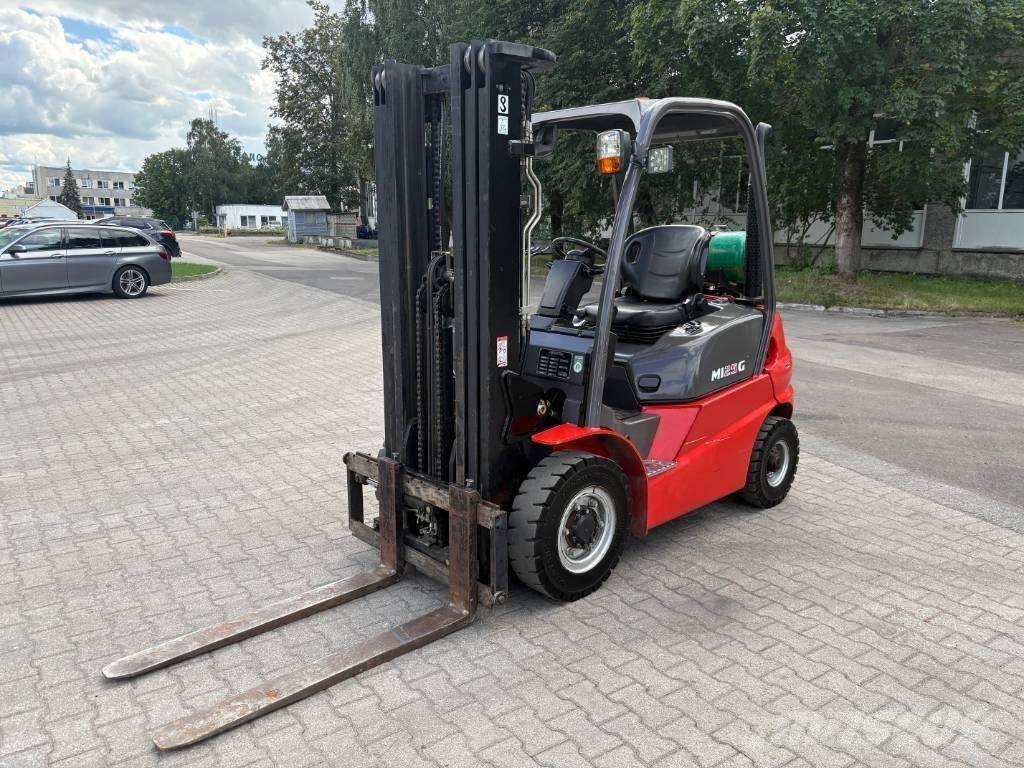 Manitou MI 25 G Chariots GPL