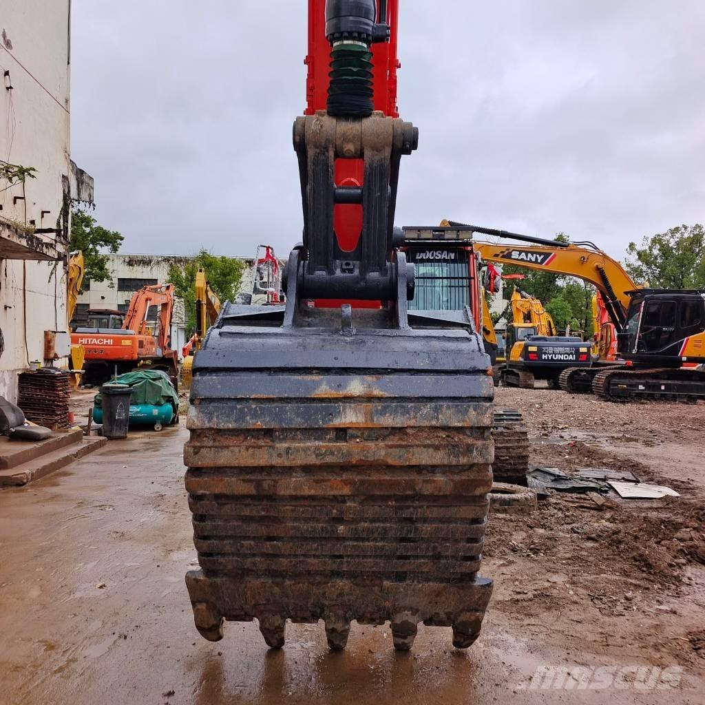 Doosan DX 340 LC Pelle sur chenilles