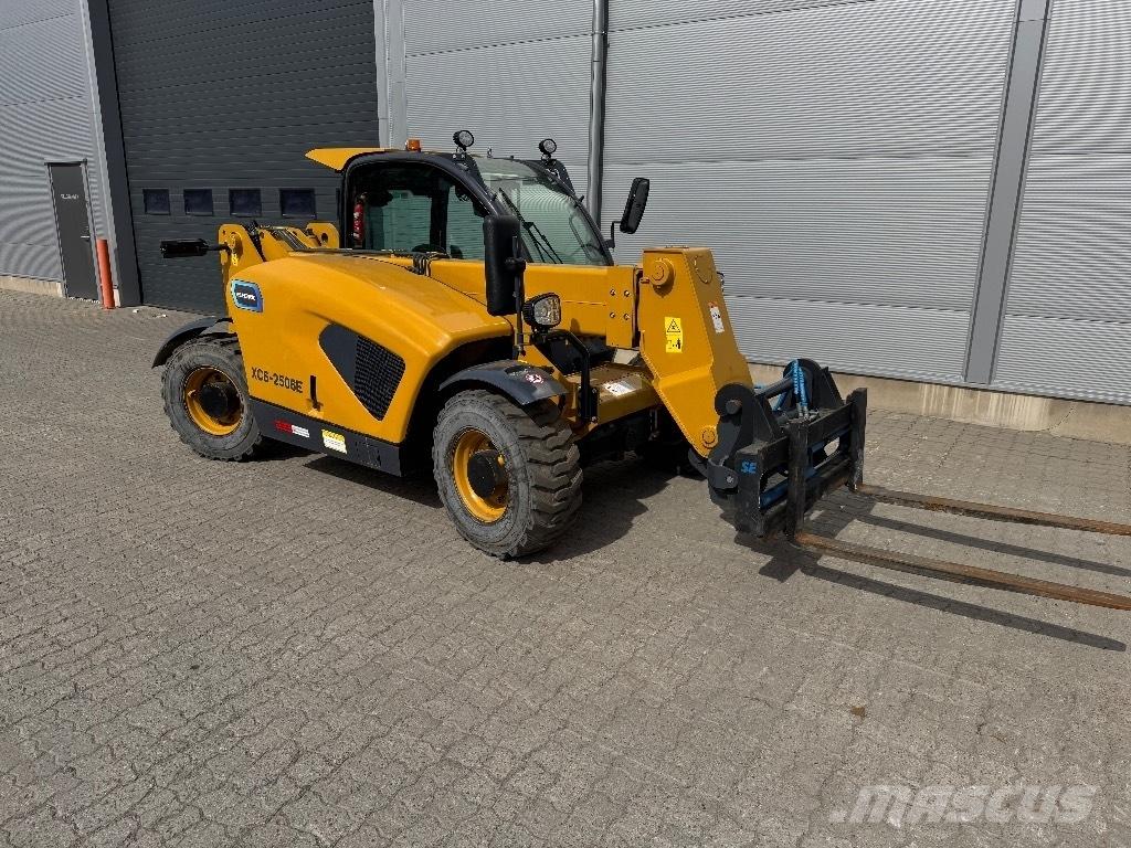 XCMG XC 6-2506 E Chariot télescopique