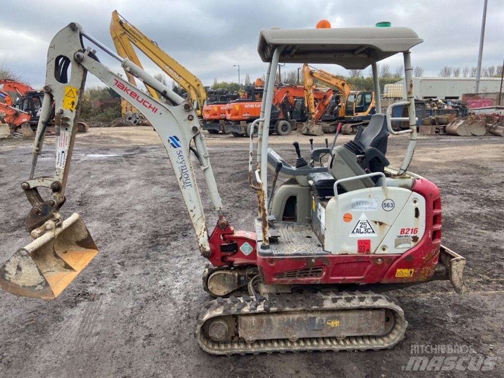 Takeuchi TB 216 Mini pelle < 7t