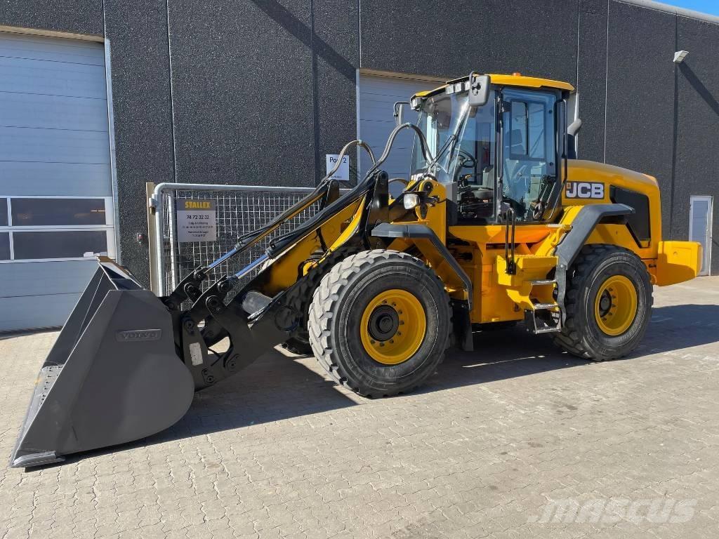 JCB 427 Chargeuse sur pneus