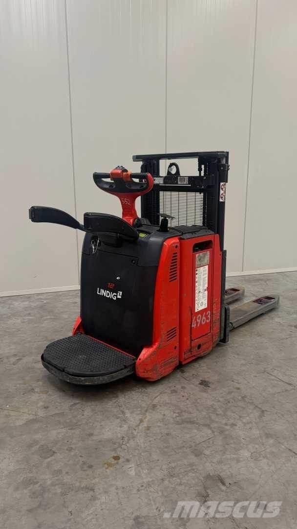 Linde D12AP Gerbeurs Automoteurs