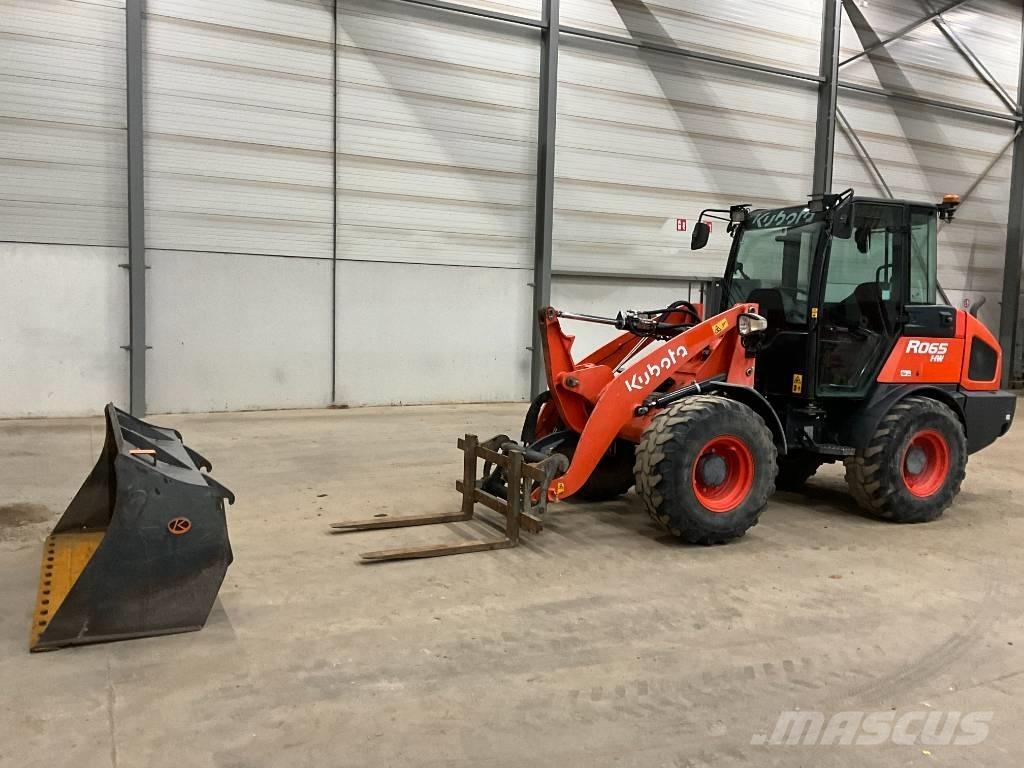 Kubota R 065 Chargeuse sur pneus