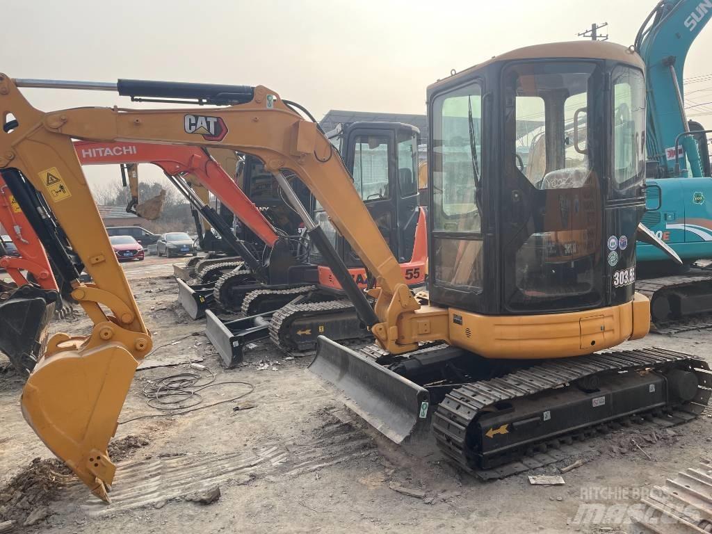 CAT 303.5ECR Mini pelle < 7t