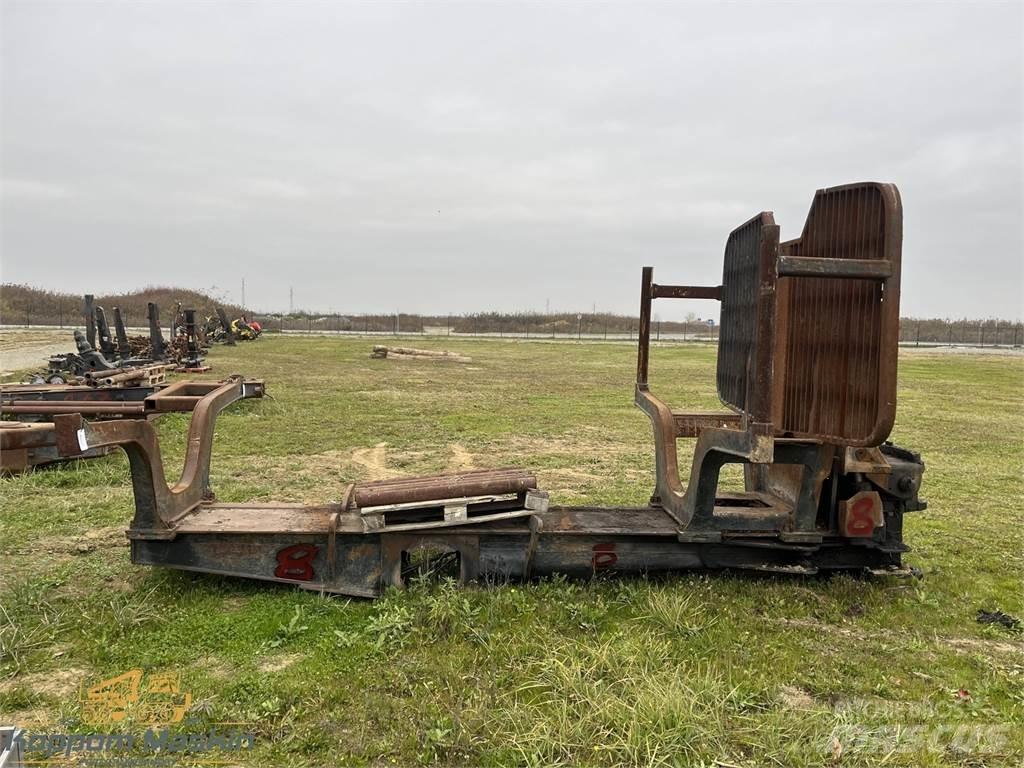 John Deere 1210E Autres accessoires pour matériel forestier