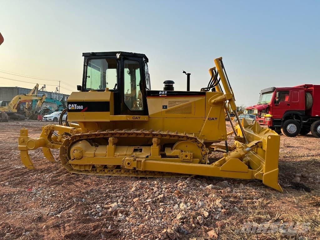 CAT D6G Bouteurs sur chenilles