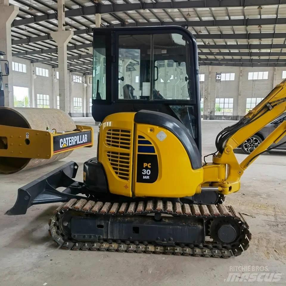 Komatsu PC30 Mini pelle < 7t