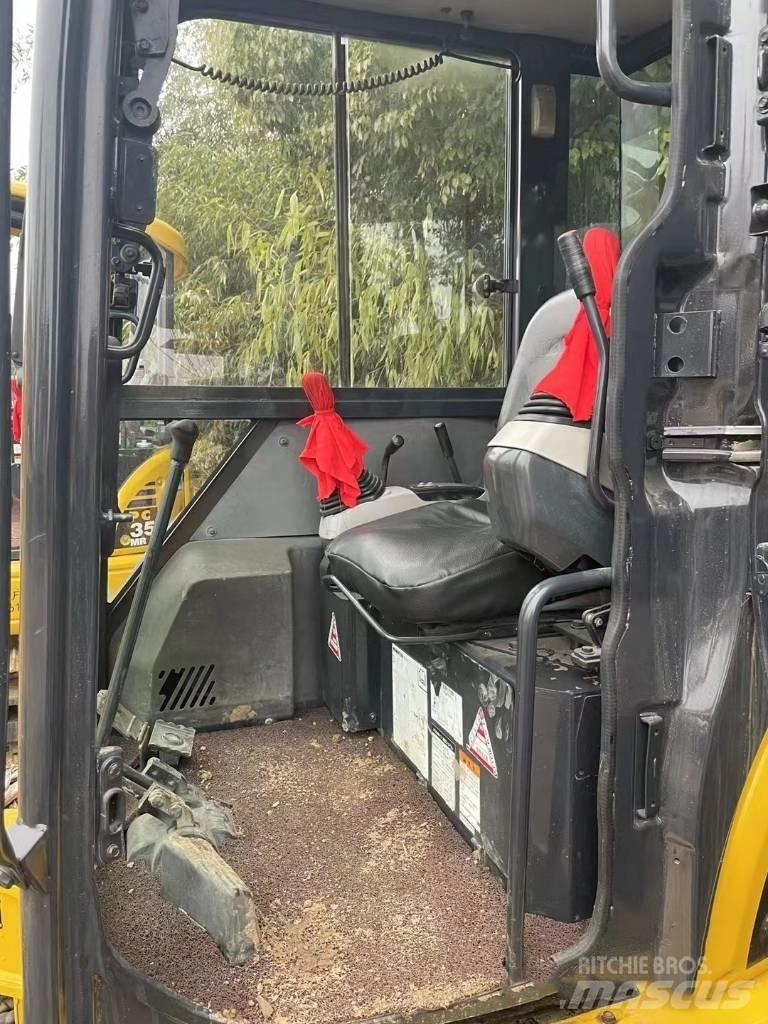 Komatsu PC30 Mini pelle < 7t