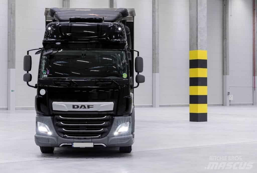 DAF CF FA370 Camion à rideaux coulissants (PLSC)