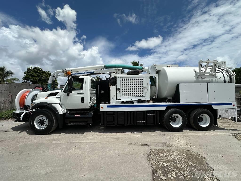 International 7400 Camion aspirateur, Hydrocureur