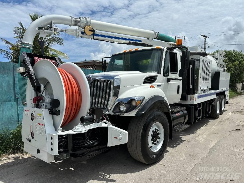 International 7400 Camion aspirateur, Hydrocureur