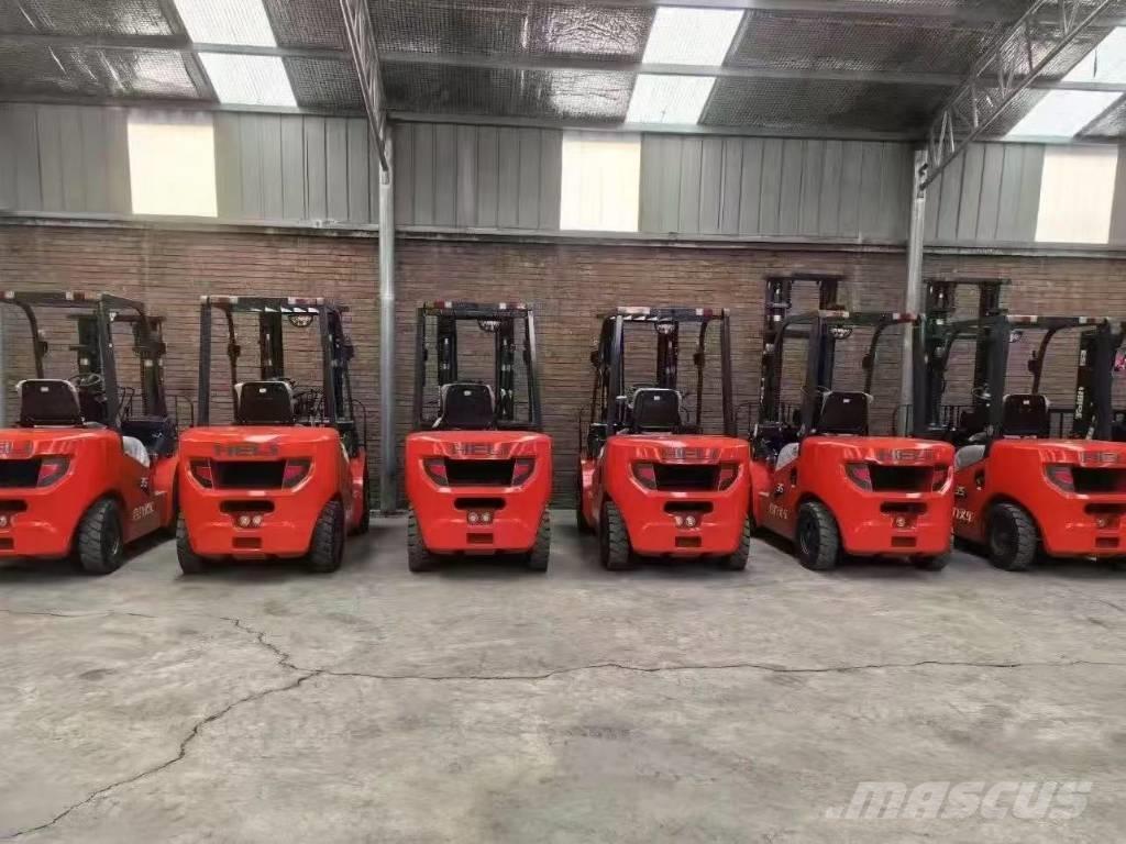 Heli CPCD 35 Chariots diesel
