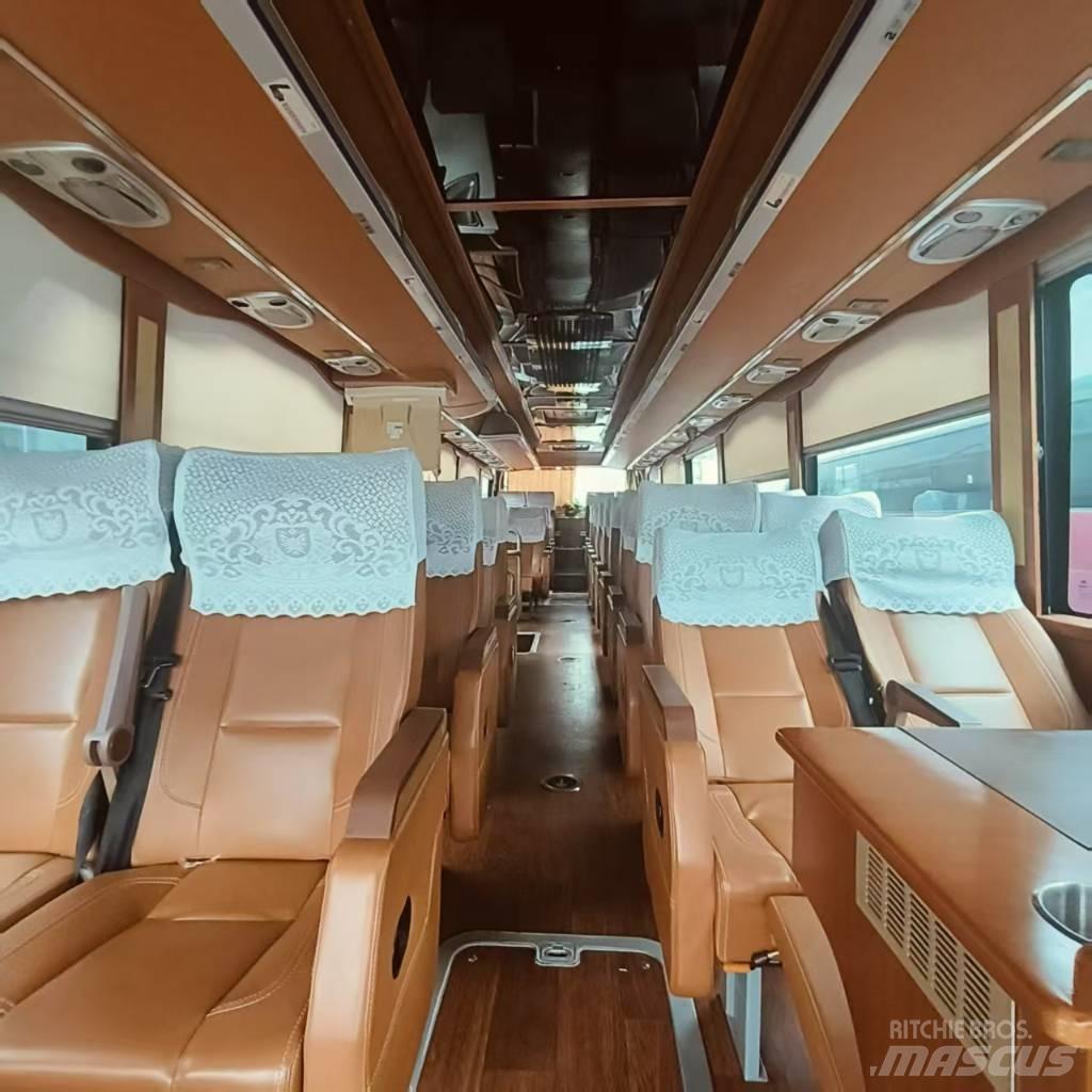 Yutong ZK6122HQ5Y Autocar