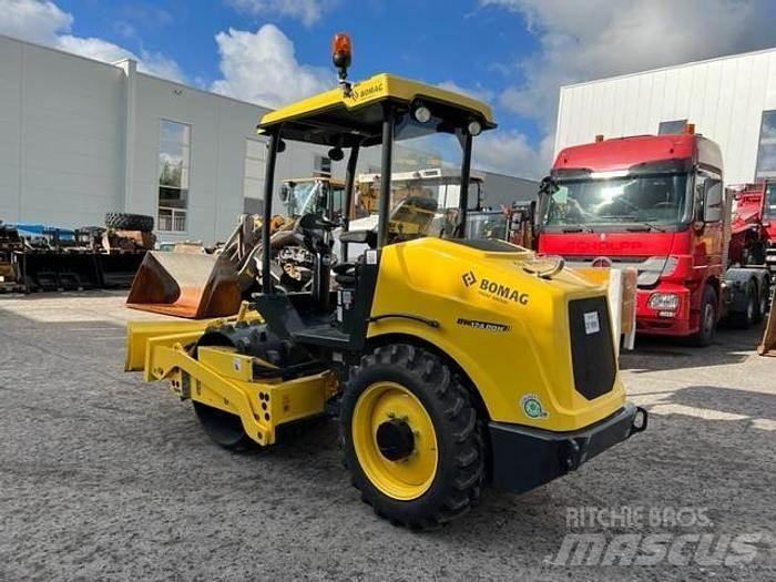 Bomag BW 124 PDH-5 Autres outils de préparation du sol