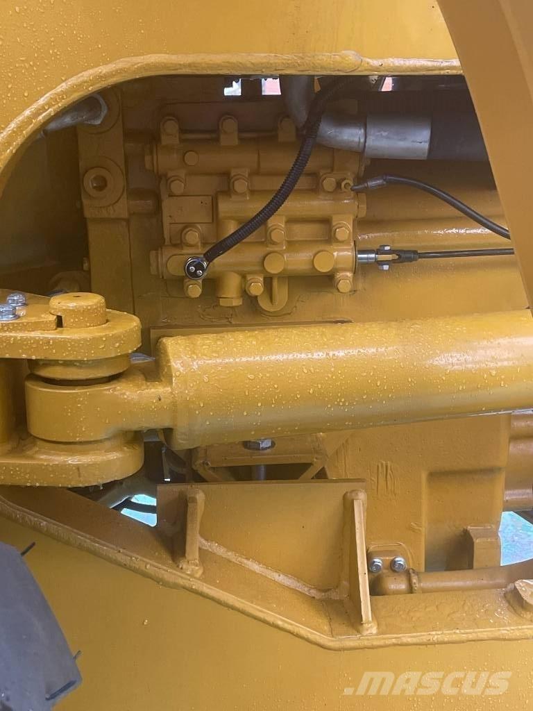 CAT 966 H Chargeuse sur pneus