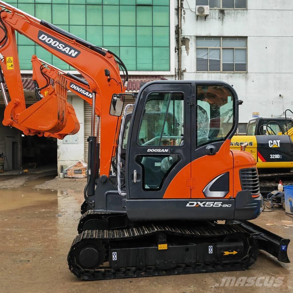 Doosan DX 55 Mini pelle < 7t