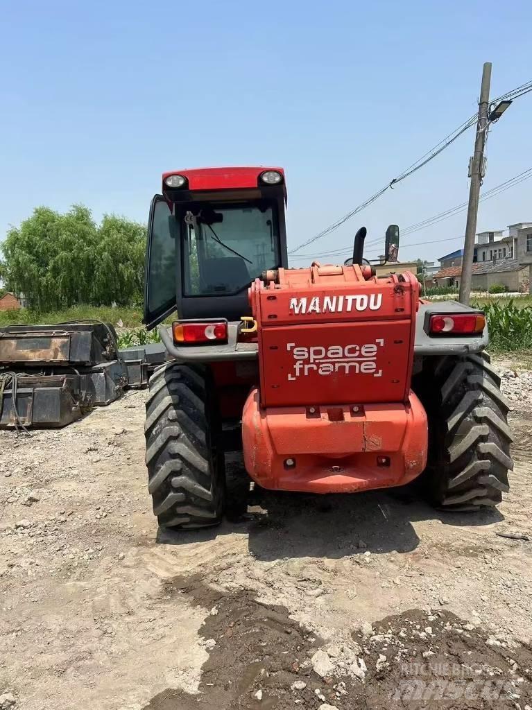 Manitou MT 1740 SL T Chargeuse compacte