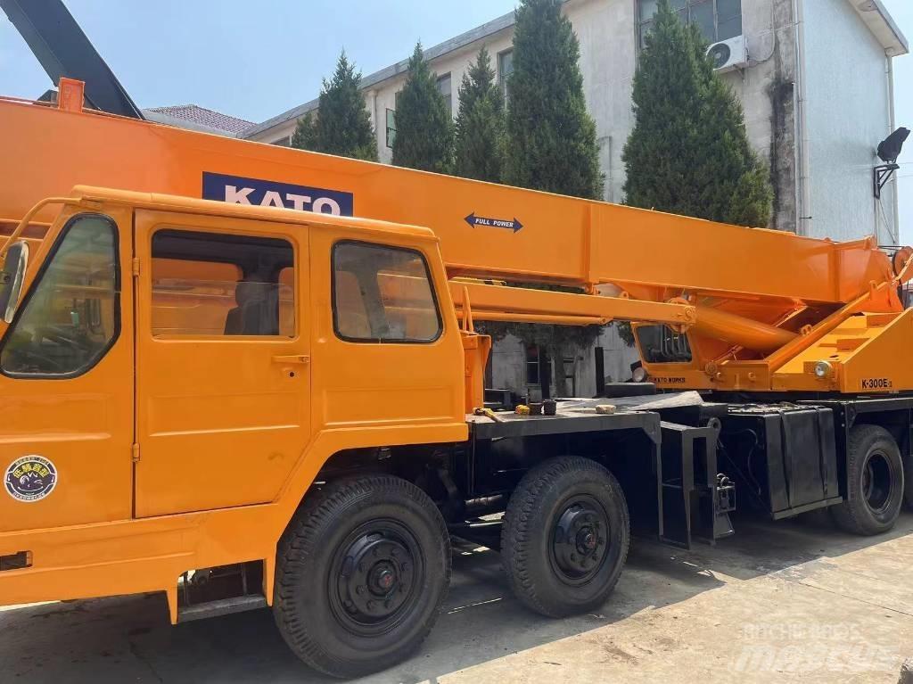 Kato KA 300 E Grues mobiles