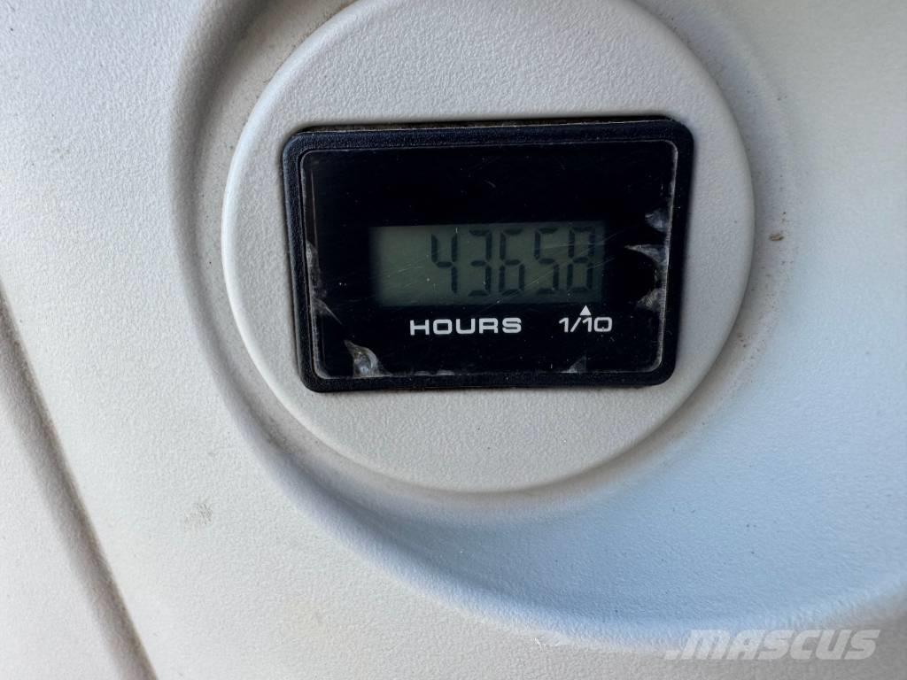 Kobelco SK 85 CS-3E Pelle sur chenilles