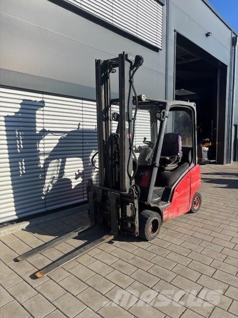 Linde H18D Triplex Chariots diesel
